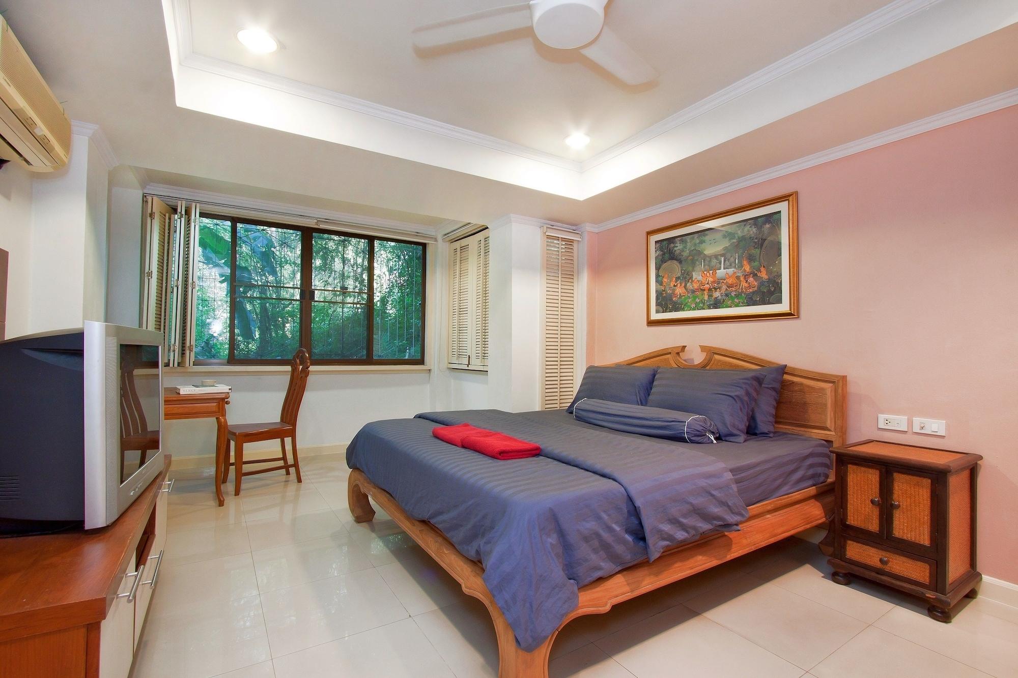 Argyle Apartments Pattaya Extérieur photo