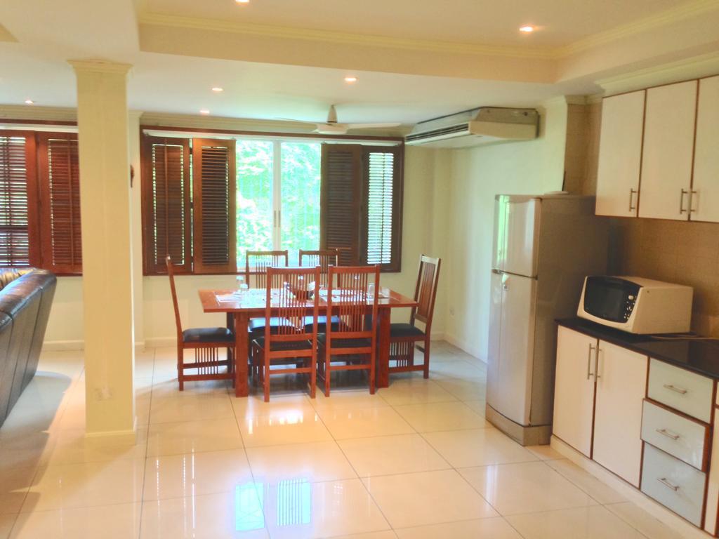 Argyle Apartments Pattaya Extérieur photo