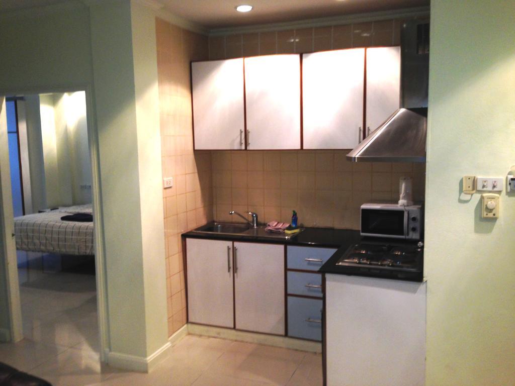 Argyle Apartments Pattaya Extérieur photo