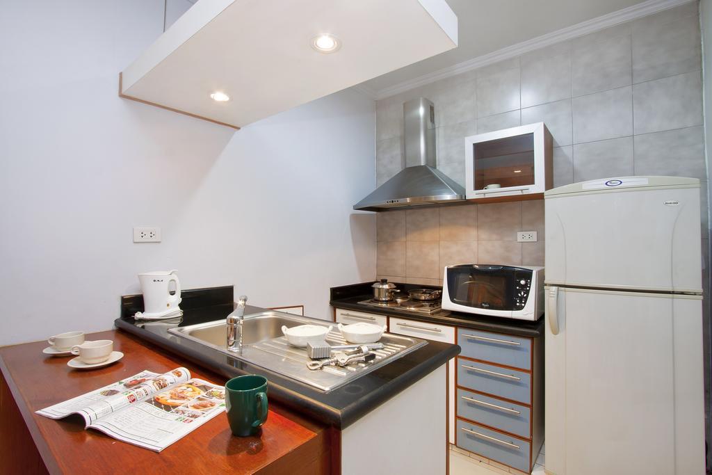 Argyle Apartments Pattaya Extérieur photo