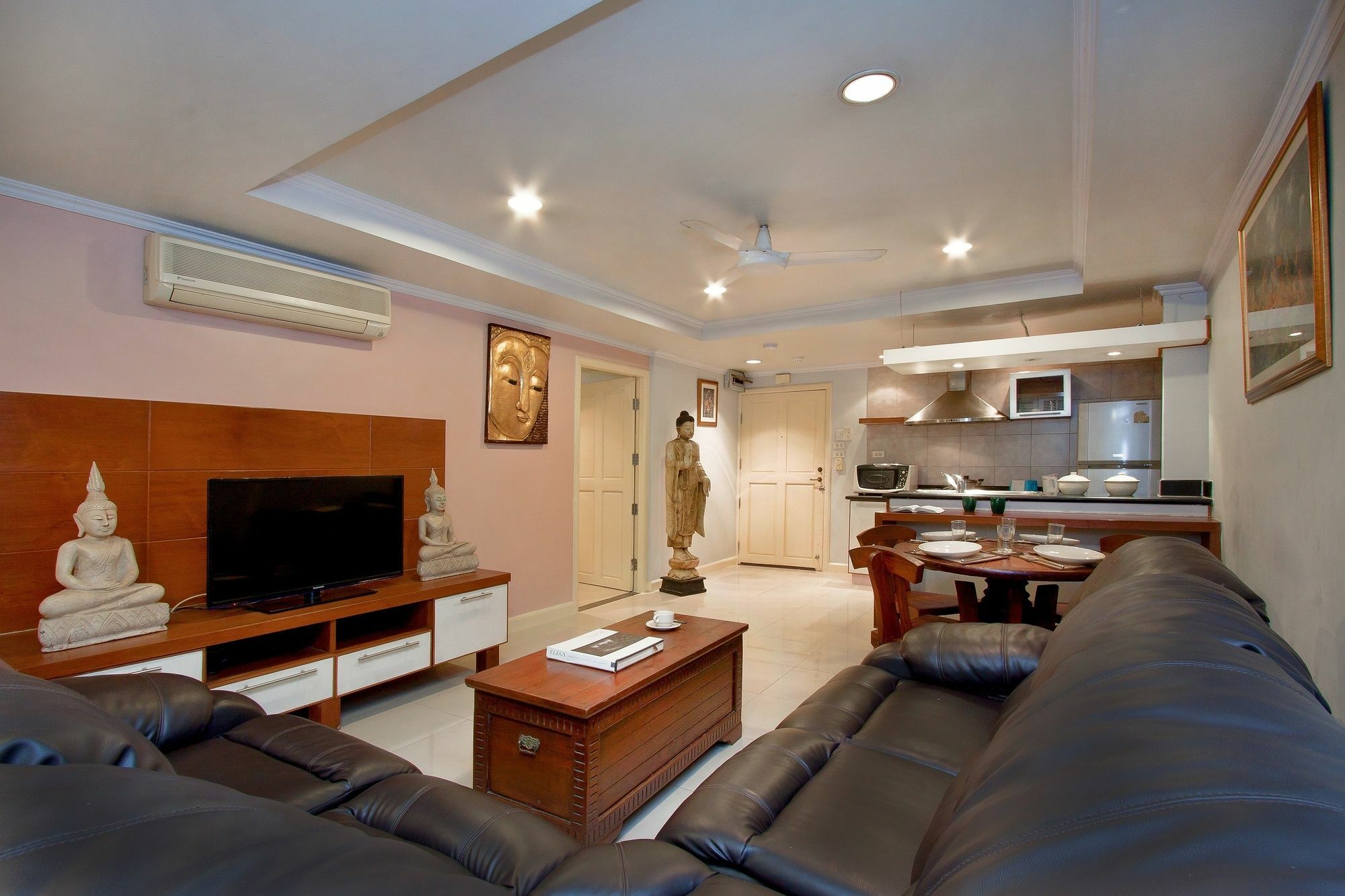Argyle Apartments Pattaya Extérieur photo